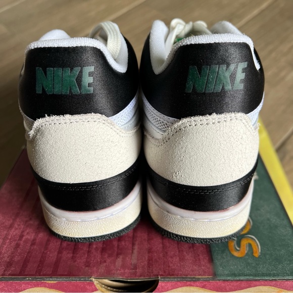 NIKE Attack SP x Social Status - Picture 7 of 8